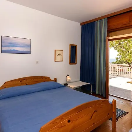 Fio's Hvar Town