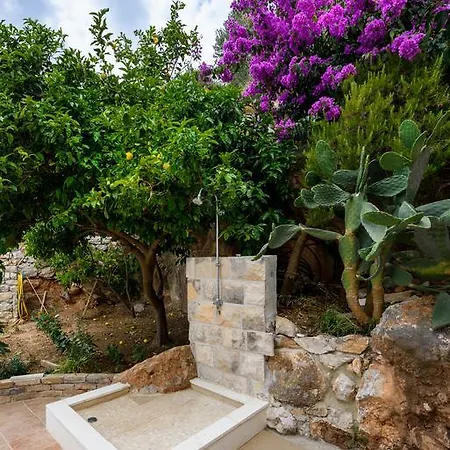 Fio's Gasthof Hvar Town