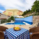 Fio's Hvar Town