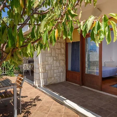 Pensjonat Fio's Hvar Town