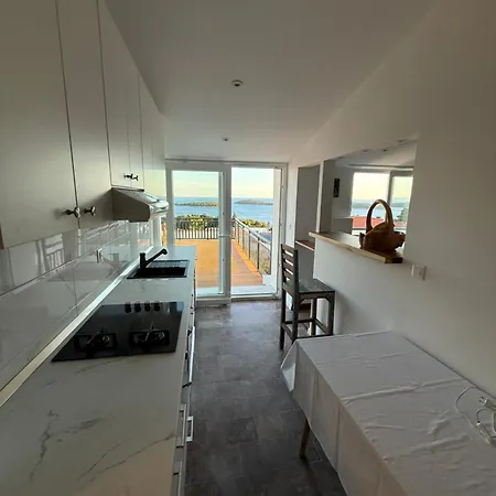 Fio's 4* Hvar Town